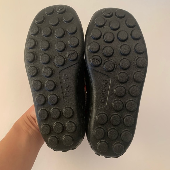 PEOPLE FOOTWEAR Kids Senna Slip On - Picture 5 of 5